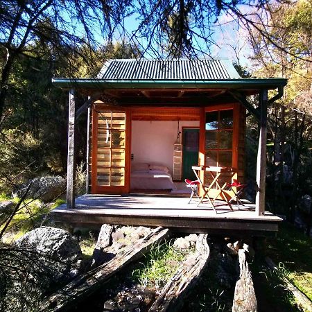 Manaaki Mai, Rustic Retreat Bush Cabin Christchurch Esterno foto