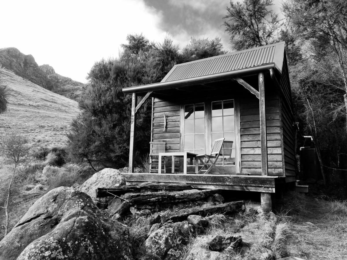 Manaaki Mai, Rustic Retreat Bush Cabin Christchurch Esterno foto